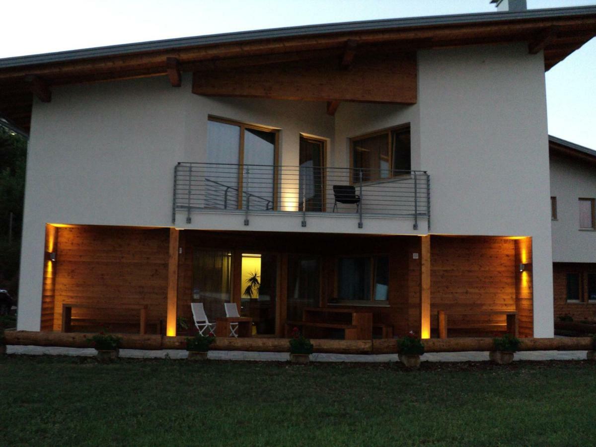 Bed and Breakfast Agritur I Colori Sanzeno Exterior foto